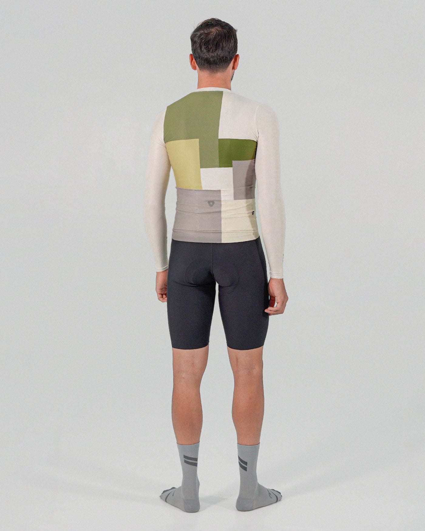 Camiseta Manga Larga Bauhaus Verde Oliva