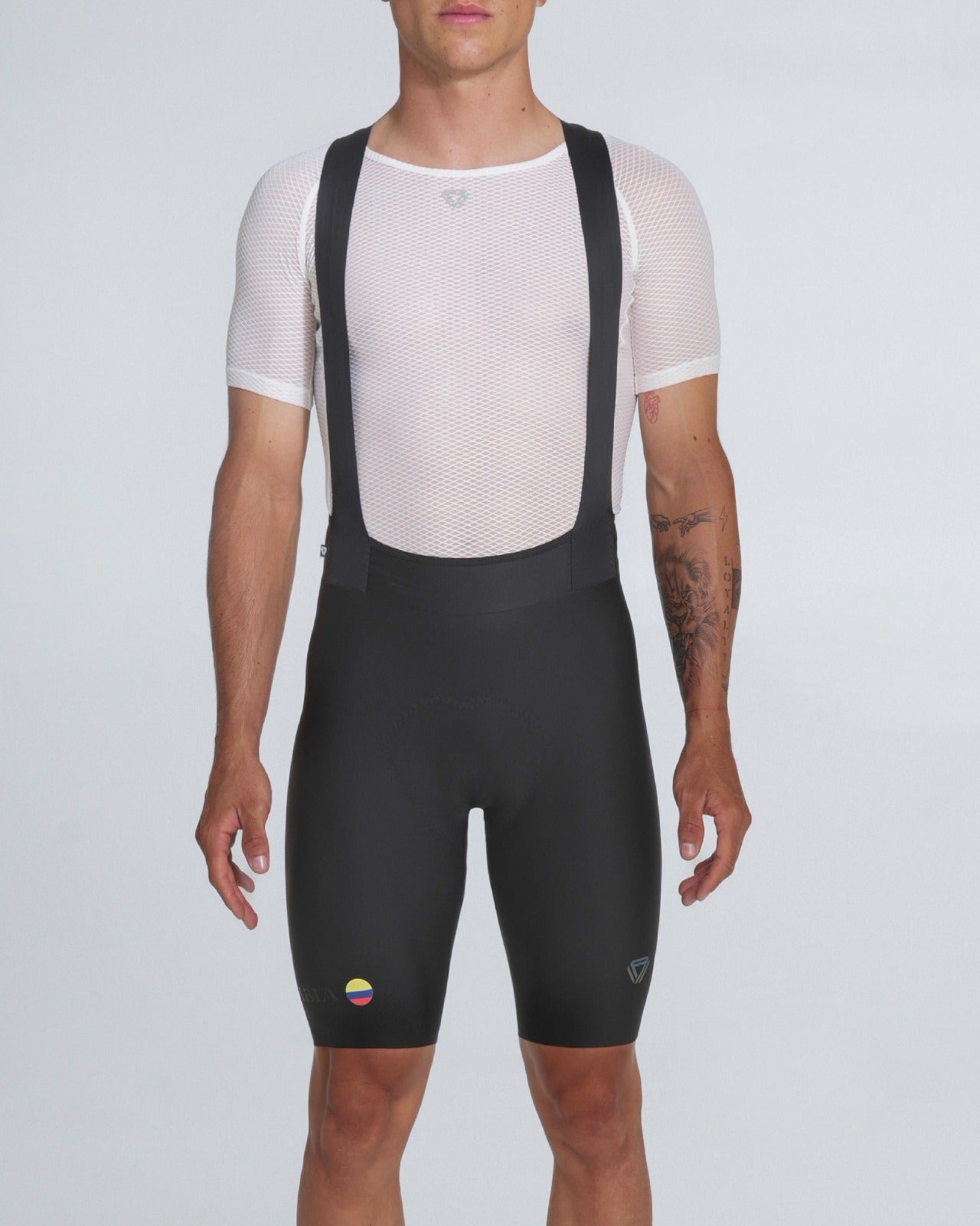 Pantaloneta Con Cargaderas Montañas De Macondo